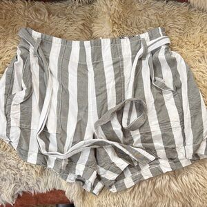 LOFT Striped White and Green Women's Tie-Waist Shorts
